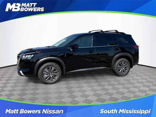 2025 Nissan Pathfinder SV