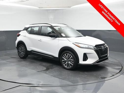 2024 Nissan Kicks SR