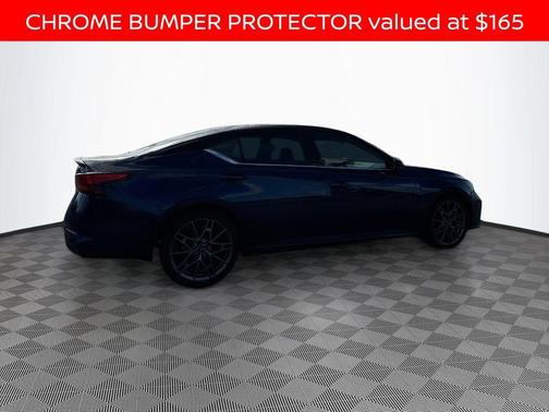 2023 Nissan Altima 2.0 SR