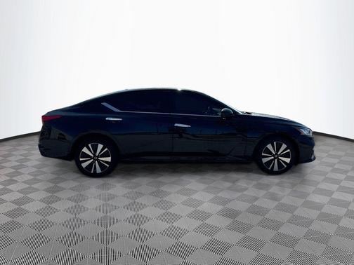 2021 Nissan Altima 2.5 SL