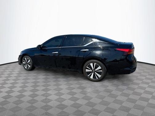 2021 Nissan Altima 2.5 SL