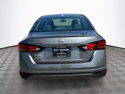 2025 Nissan Altima S