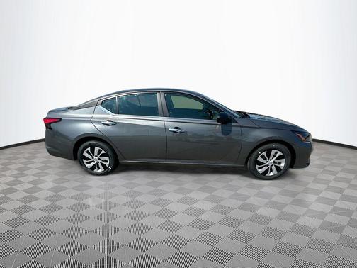 2025 Nissan Altima S
