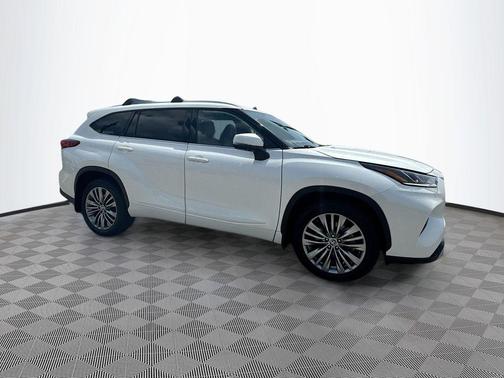 2020 Toyota Highlander Platinum