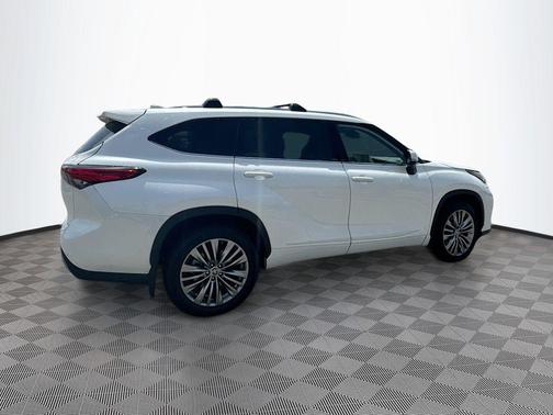 2020 Toyota Highlander Platinum