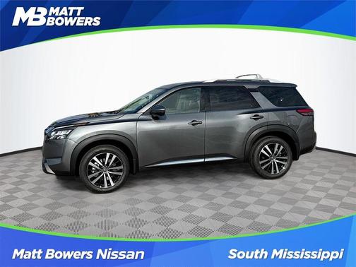 2025 Nissan Pathfinder Platinum