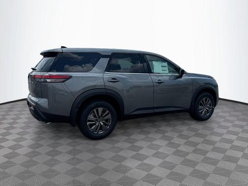 2025 Nissan Pathfinder S
