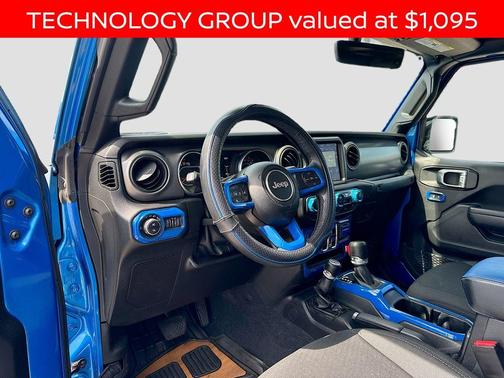 2022 Jeep Gladiator Sport