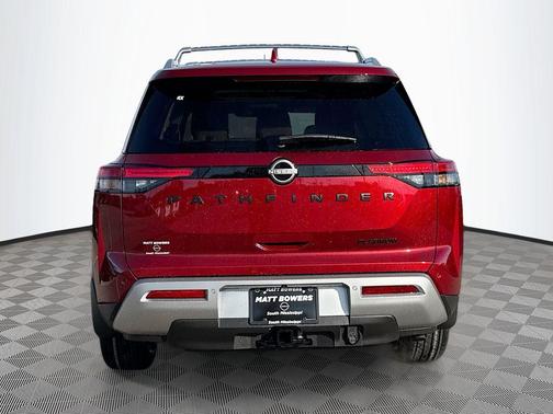 2025 Nissan Pathfinder Platinum