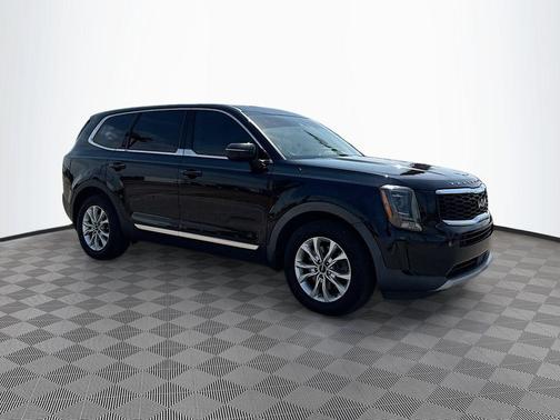 2022 Kia Telluride LX