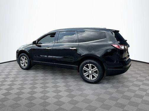 2017 Chevrolet Traverse 2LT