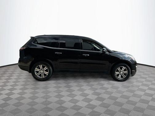 2017 Chevrolet Traverse 2LT