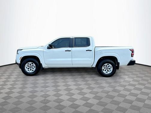 2022 Nissan Frontier S