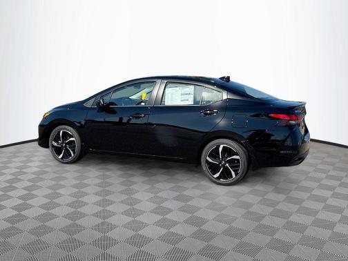 2025 Nissan Versa 1.6 SR