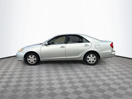 2004 Toyota Camry XLE