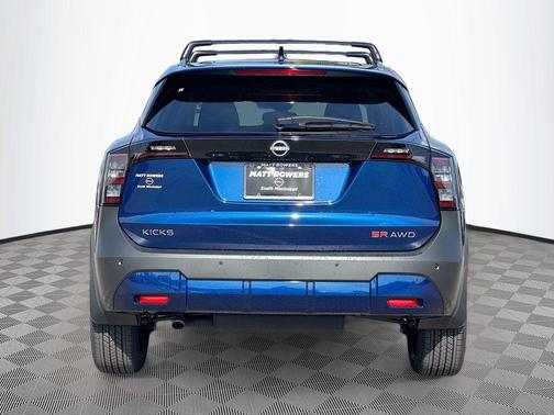 2026 Nissan Kicks SR