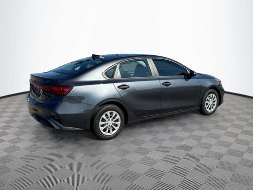 2023 Kia Forte LX