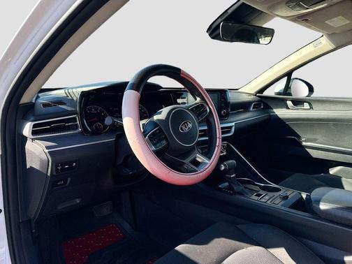 2021 Kia K5 LXS
