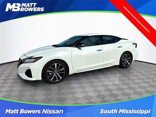 2023 Nissan Maxima SV