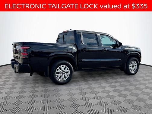 2024 Nissan Frontier SV