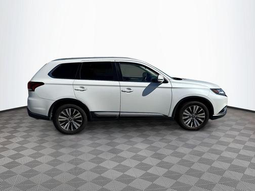 2019 Mitsubishi Outlander SEL