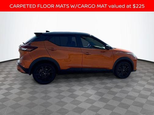 2022 Nissan Kicks SV