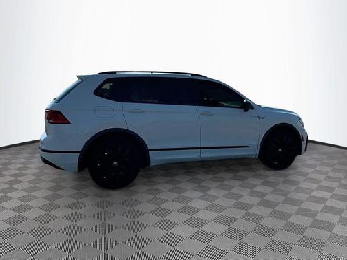 2021 Volkswagen Tiguan 2.0T SE R-Line Black