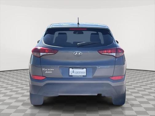 2018 Hyundai TUCSON SE