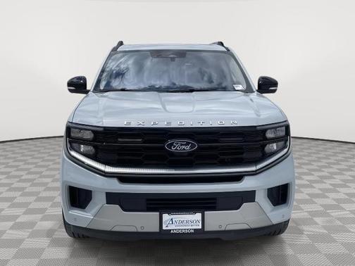 SPACE SILVER METALLIC 2025 Ford Expedition PLATINUM