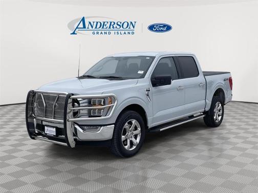 SPACE WHITE METALLIC 2022 Ford F-150 XLT