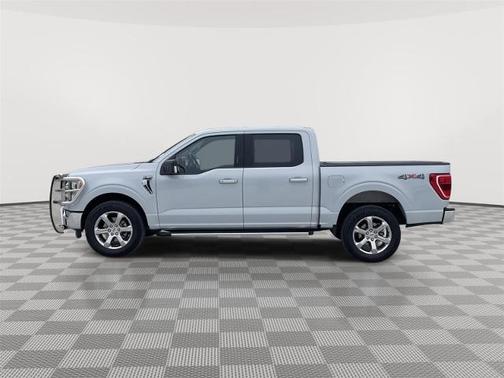 SPACE WHITE METALLIC 2022 Ford F-150 XLT