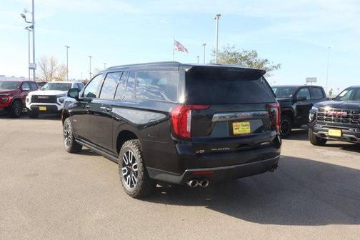 2024 GMC Yukon XL 4WD AT4