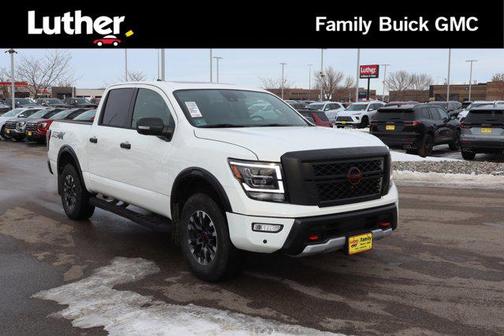 2024 Nissan Titan PRO-4X