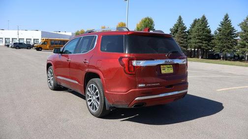 2022 GMC Acadia Denali