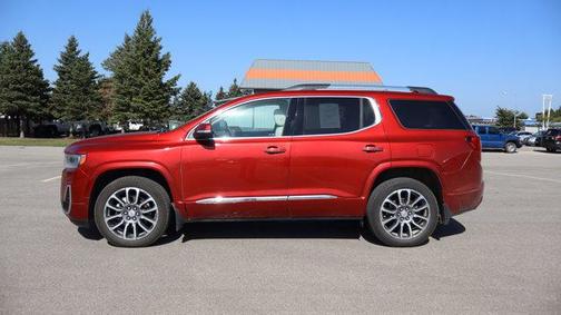 2022 GMC Acadia Denali