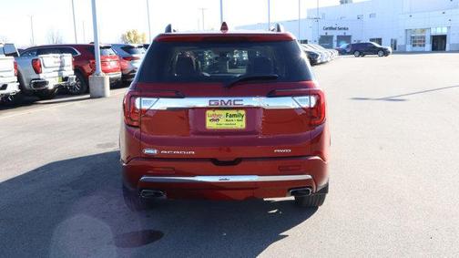 2022 GMC Acadia Denali