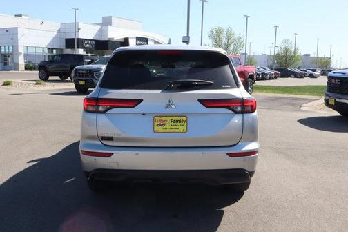 2022 Mitsubishi Outlander ES 2.5 S-AWC