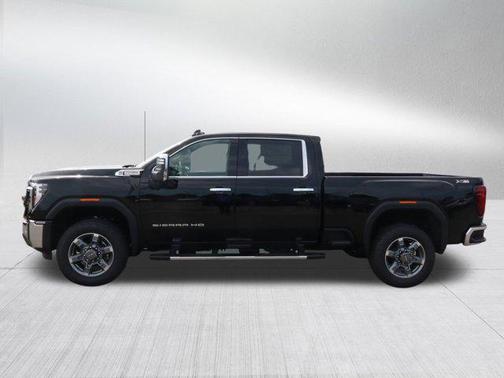 2025 GMC Sierra 3500 SLT