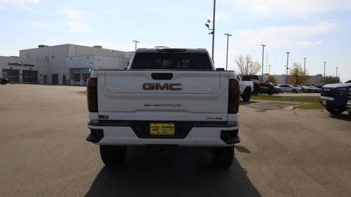 2024 GMC Sierra 2500 AT4