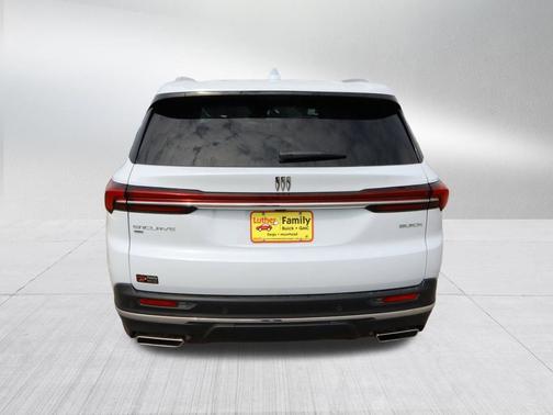 Iridescent White Tricoat 2026 Buick Enclave Preferred FWD