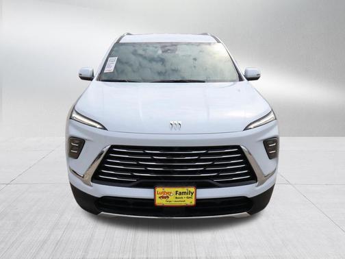 Iridescent White Tricoat 2026 Buick Enclave Preferred FWD