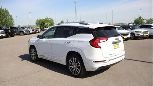 Summit White 2022 GMC Terrain Denali