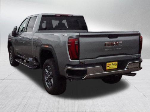 2026 GMC Sierra 3500 SLT