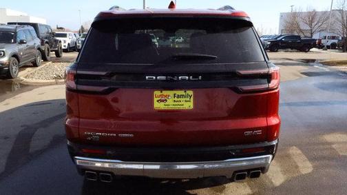 2024 GMC Acadia Denali