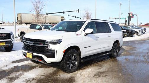 2021 Chevrolet Suburban 4WD Z71