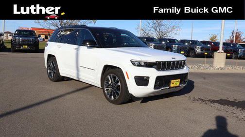 2022 Jeep Grand Cherokee Overland