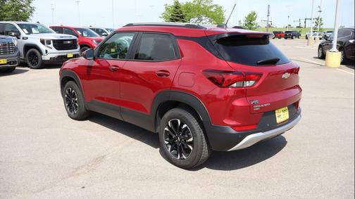 Scarlet Red Metallic 2021 Chevrolet Trailblazer LT