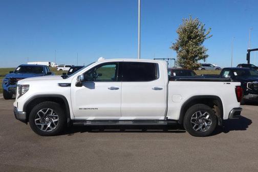 2023 GMC Sierra 1500 SLT