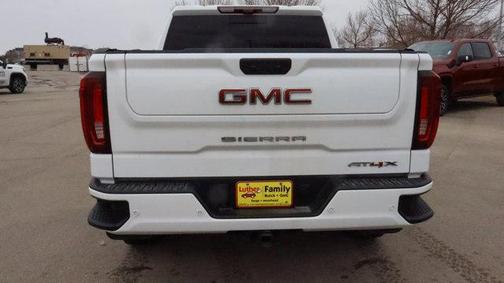Summit White 2022 GMC Sierra 1500 AT4X