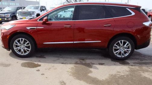 2023 Buick Enclave Essence AWD